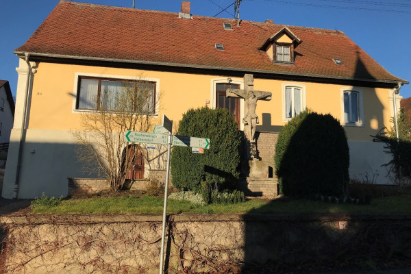 Alte Schule in Zettmannsdorf steht zum Verkauf